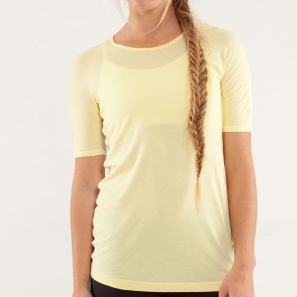 Lululemon Yellow Devotion Short Sleeve Tee Medium Clarity Heathered Polar Cream - Picture 2 of 10